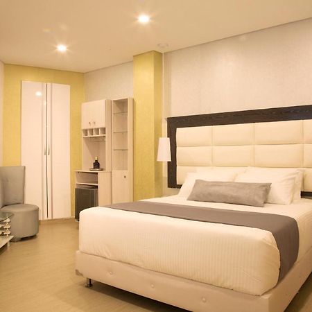 Hotel Silver 瓜尔内 外观 照片