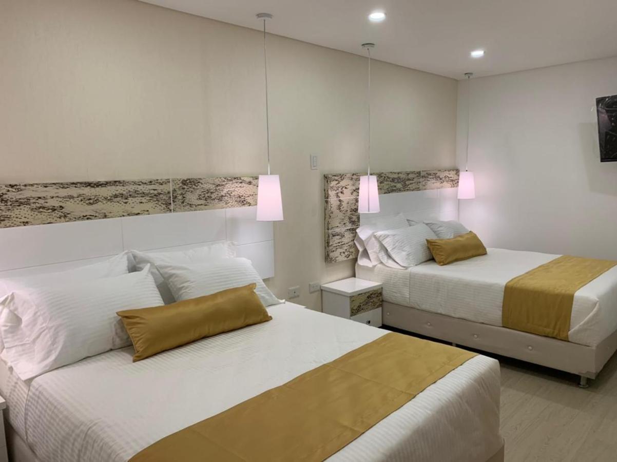 Hotel Silver 瓜尔内 外观 照片