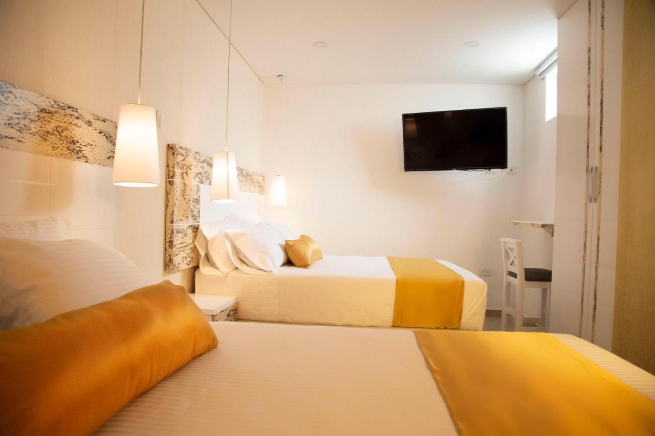 Hotel Silver 瓜尔内 外观 照片