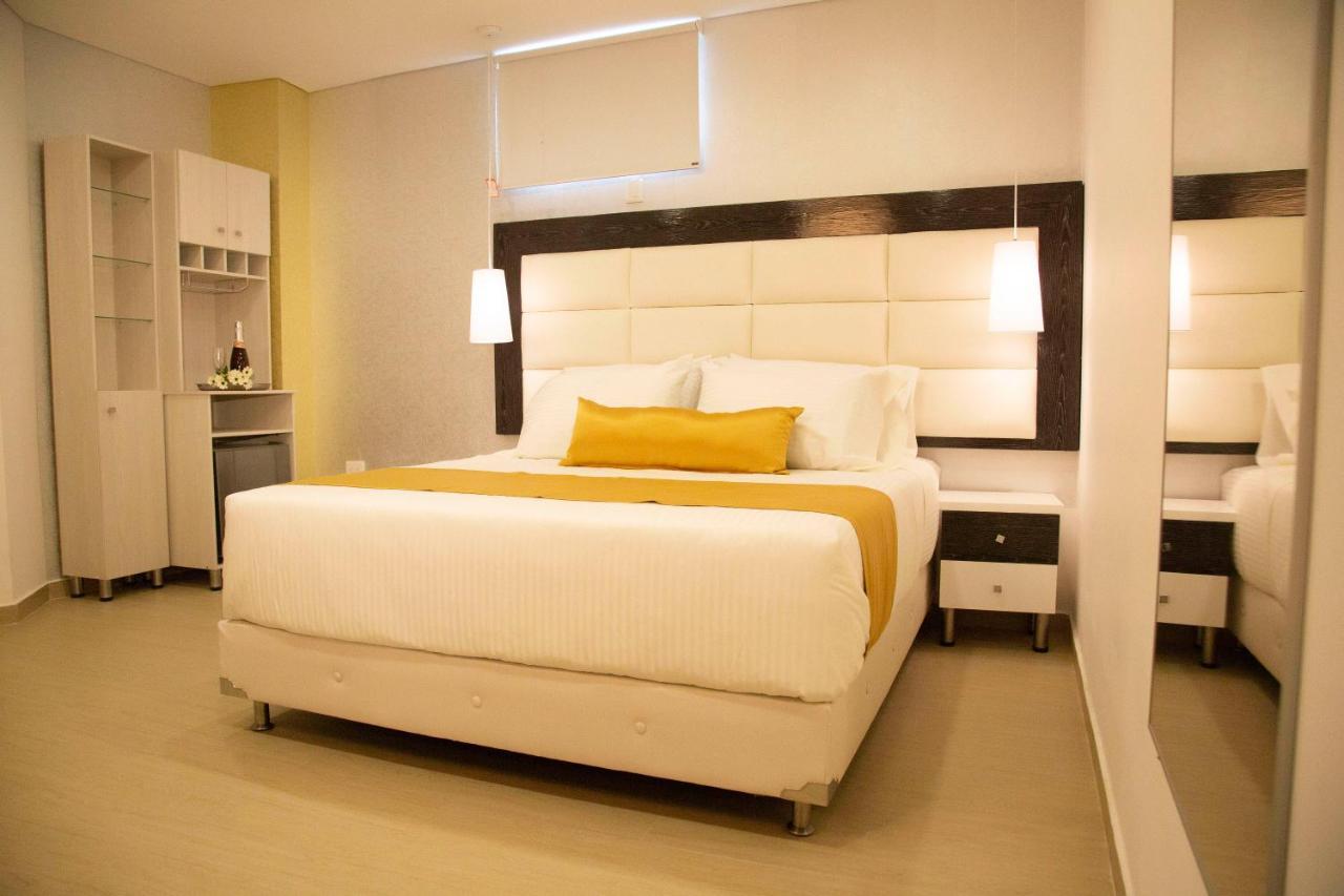 Hotel Silver 瓜尔内 外观 照片