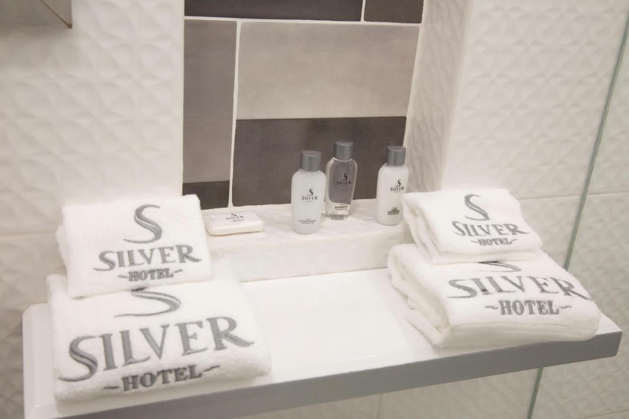 Hotel Silver 瓜尔内 外观 照片