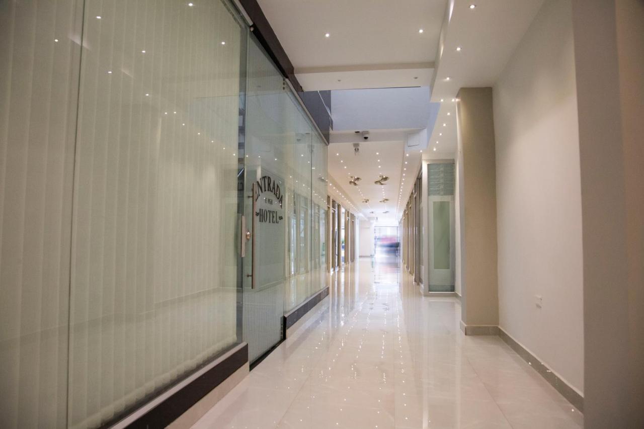 Hotel Silver 瓜尔内 外观 照片